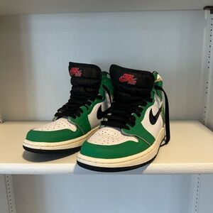 Women’s Air Jordans size 7.5